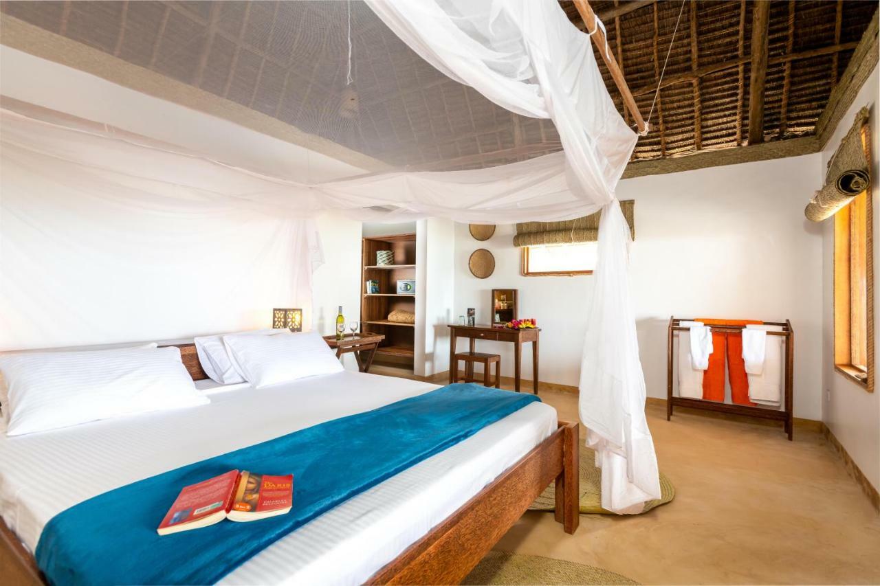 Zanzibar Sunrise At Bandas Hotel 4*