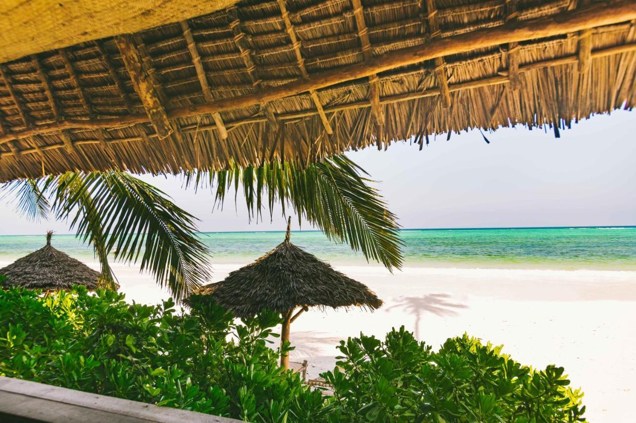 Zanzibar Sunrise At Bandas Hotel Matemwe (Zanzibar)